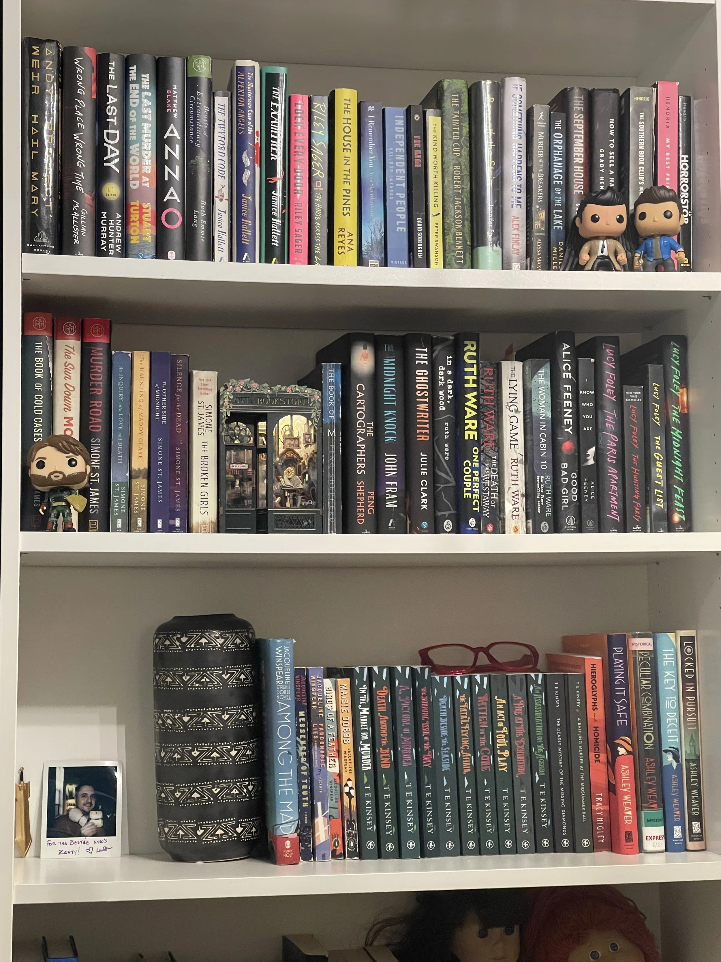 How to Style Bookcases That Are Heavy on the Books (and Still Look Chic)