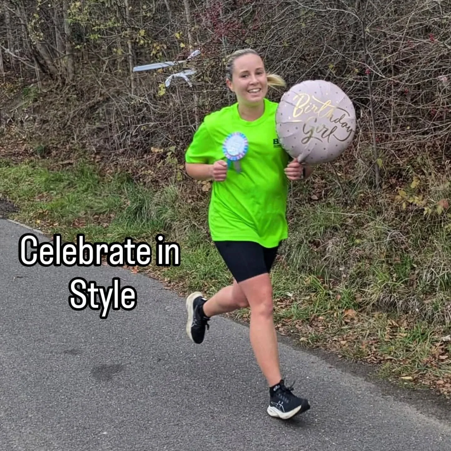 Happy Birthday Amy, celebrating in style with a parkrun to start her day. Well done to everyone who has been out and run today. #run #running #runningwithfriends #b2rrunningclub #Birthday