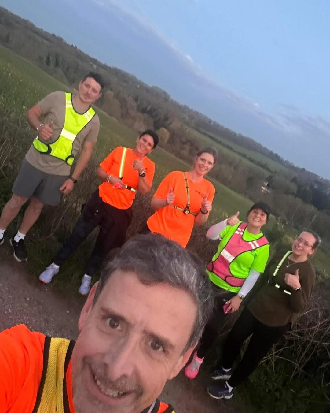 Chasing sunsets 🌅
Longer days mean more time for moments like this.

Who else loves a golden hour run? ✨
#SunsetRun #SpringRunning #GoldenMiles