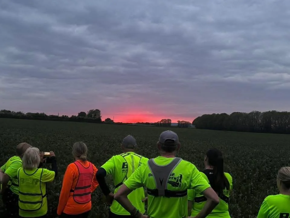POV: You stop mid-run because the sunset understood the assignment 🌅🔥
Not sure what was brighter tonight &mdash; the sky or our running tops 😂

#SunsetRun #EveningMiles #RunCrew #GoldenHour #RunnersLife