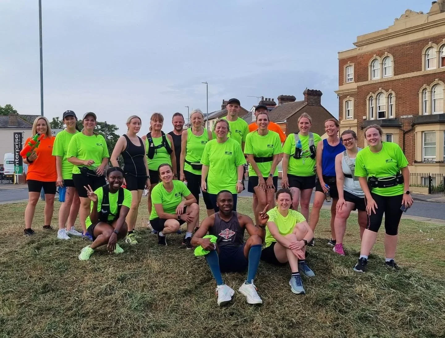 One club.
Many backgrounds.
Different goals.
Same smiles. 😊

Some came for fitness.
Some came for friendship.
Some came because someone dragged them along!

Why did you start running?

#RunningCommunity #RunTogether #RunningFriends #B2RRunningClub