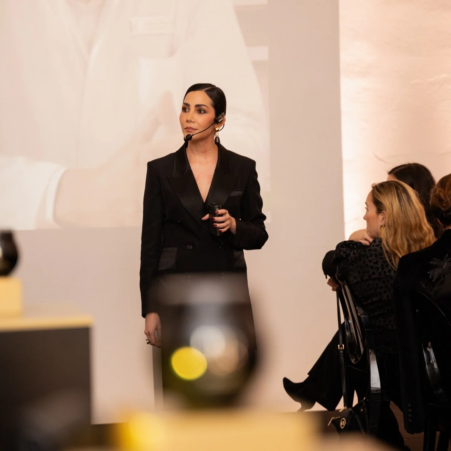 @dr.alexianino x Z&aacute;rate Lab 👩🏻&zwj;⚕️⚡️