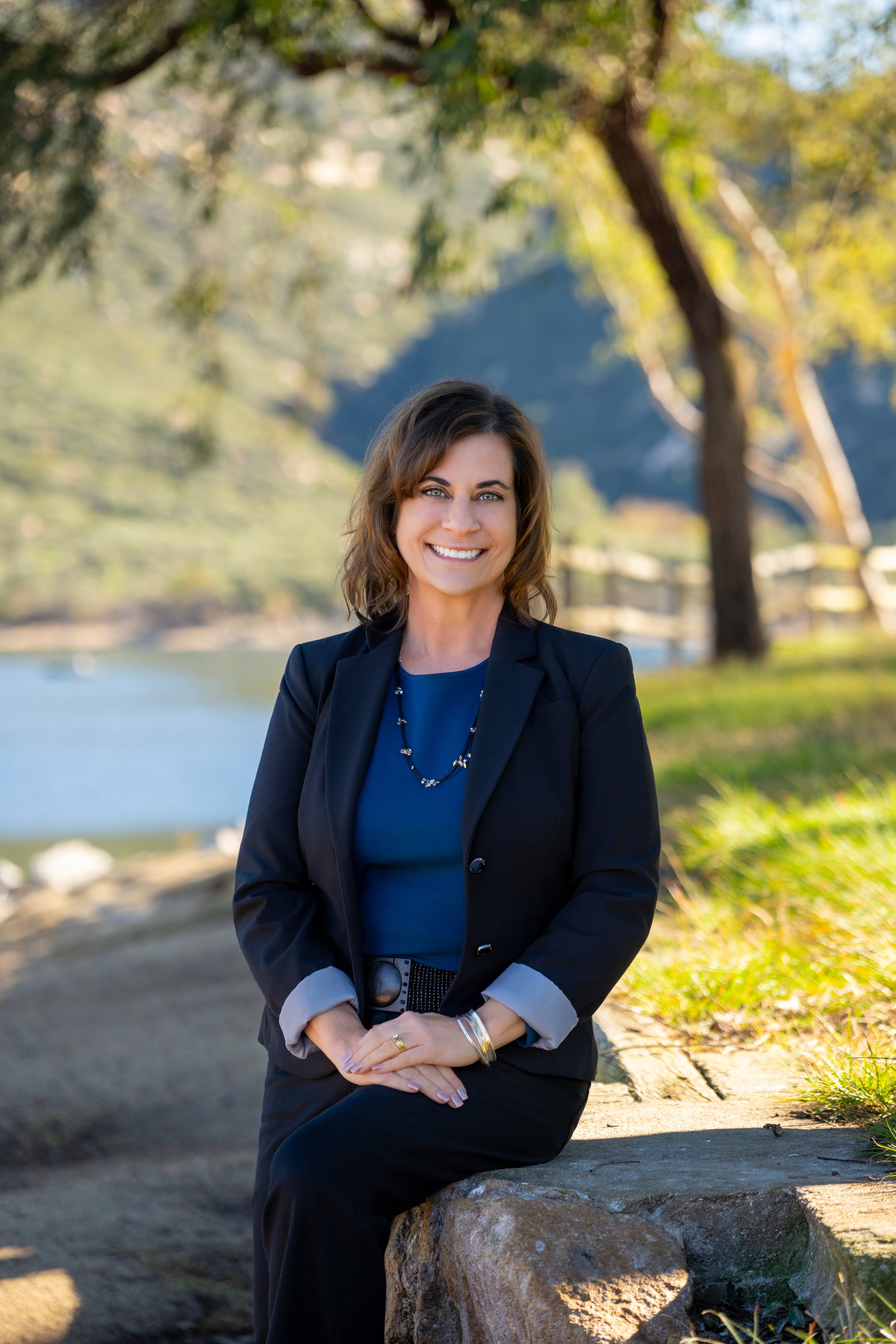 Anita Edmondson-head shot 3