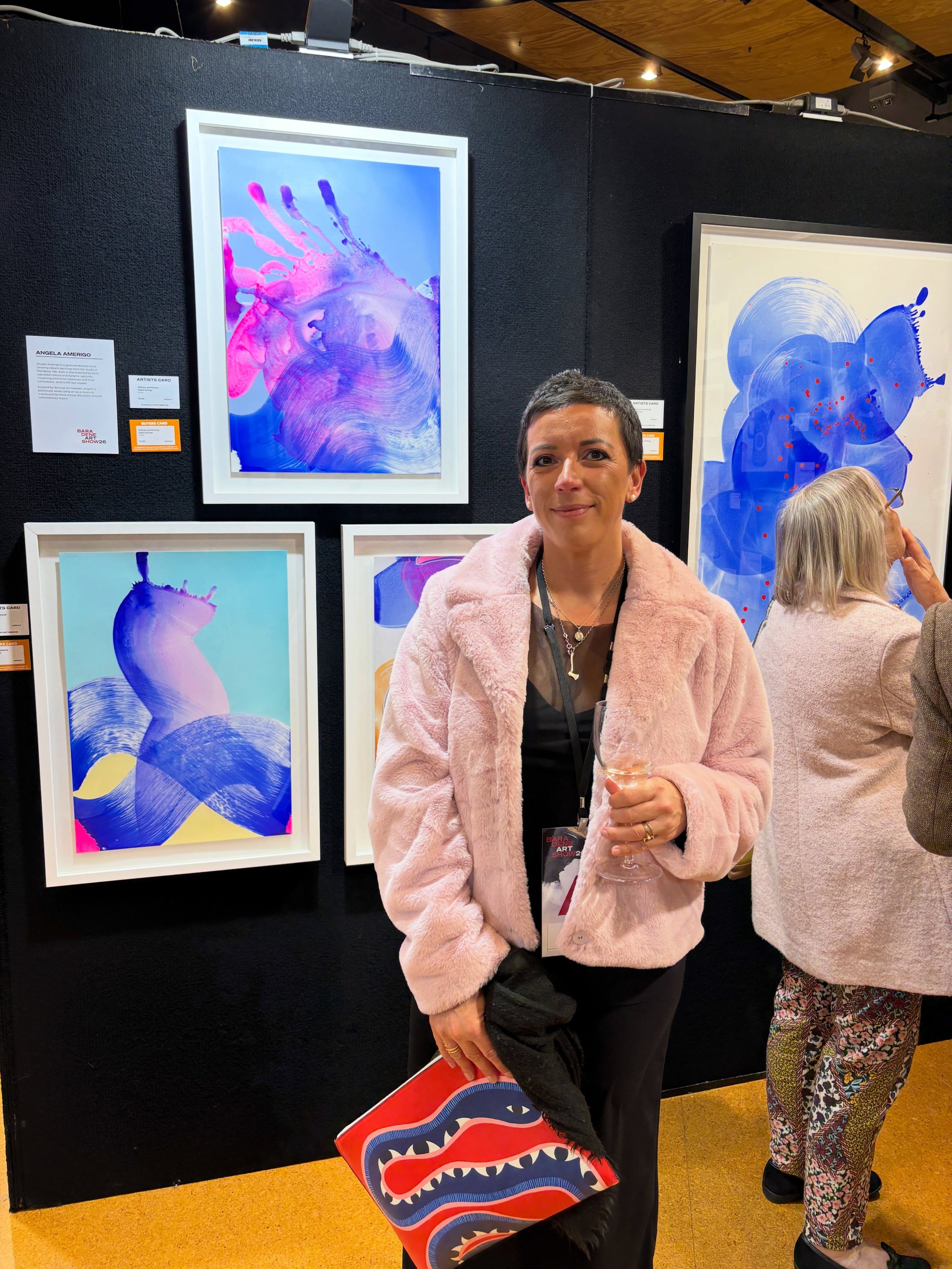 A fun night at @baradeneartshow a really diverse mix of artists and a packed out opening! Loved connecting with some people I usually only see online. Thanks for a great night! 

Catch the show this weekend and get some art in your eyeballs and on yo