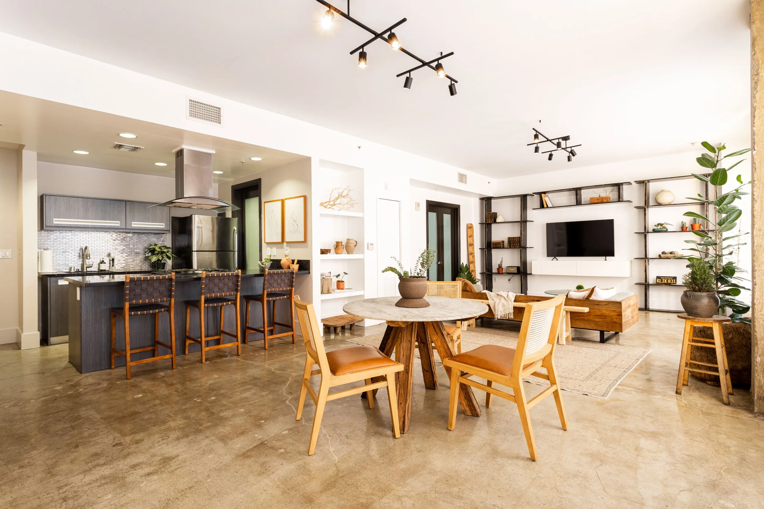 Klik-Spring Street_KK09.jpg