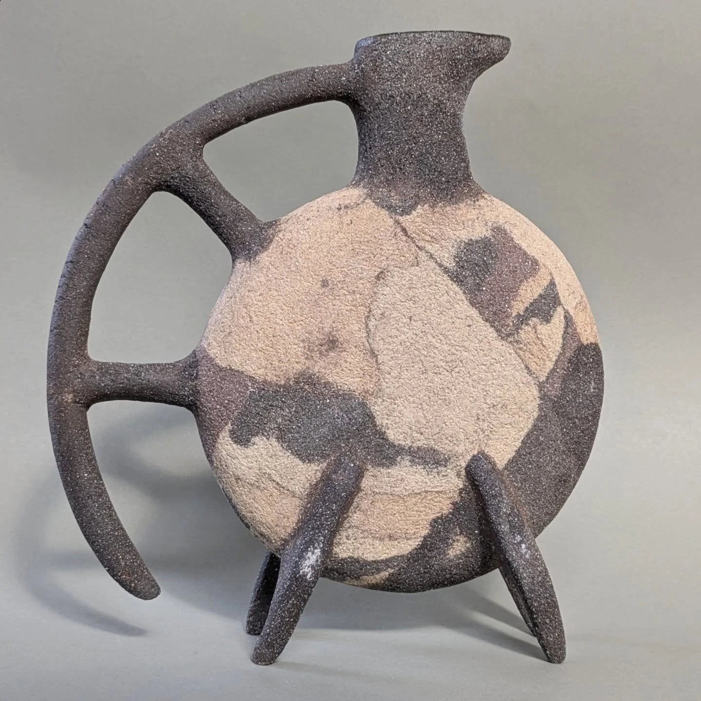 Recent fav Ibex #vase made with colored slices of clay (#nerikomi ) 7" tall
Also working on my photo game, should the light be more diffused?
#ceramics #handbuiltceramics