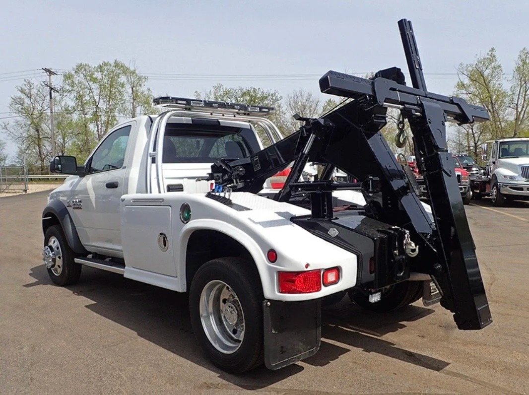 fls-01-tow-truck-v2.jpg