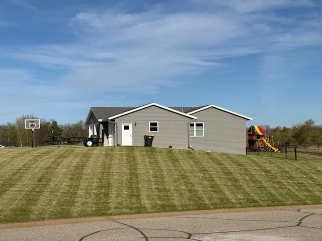 EC Lawn Care 5.jpeg