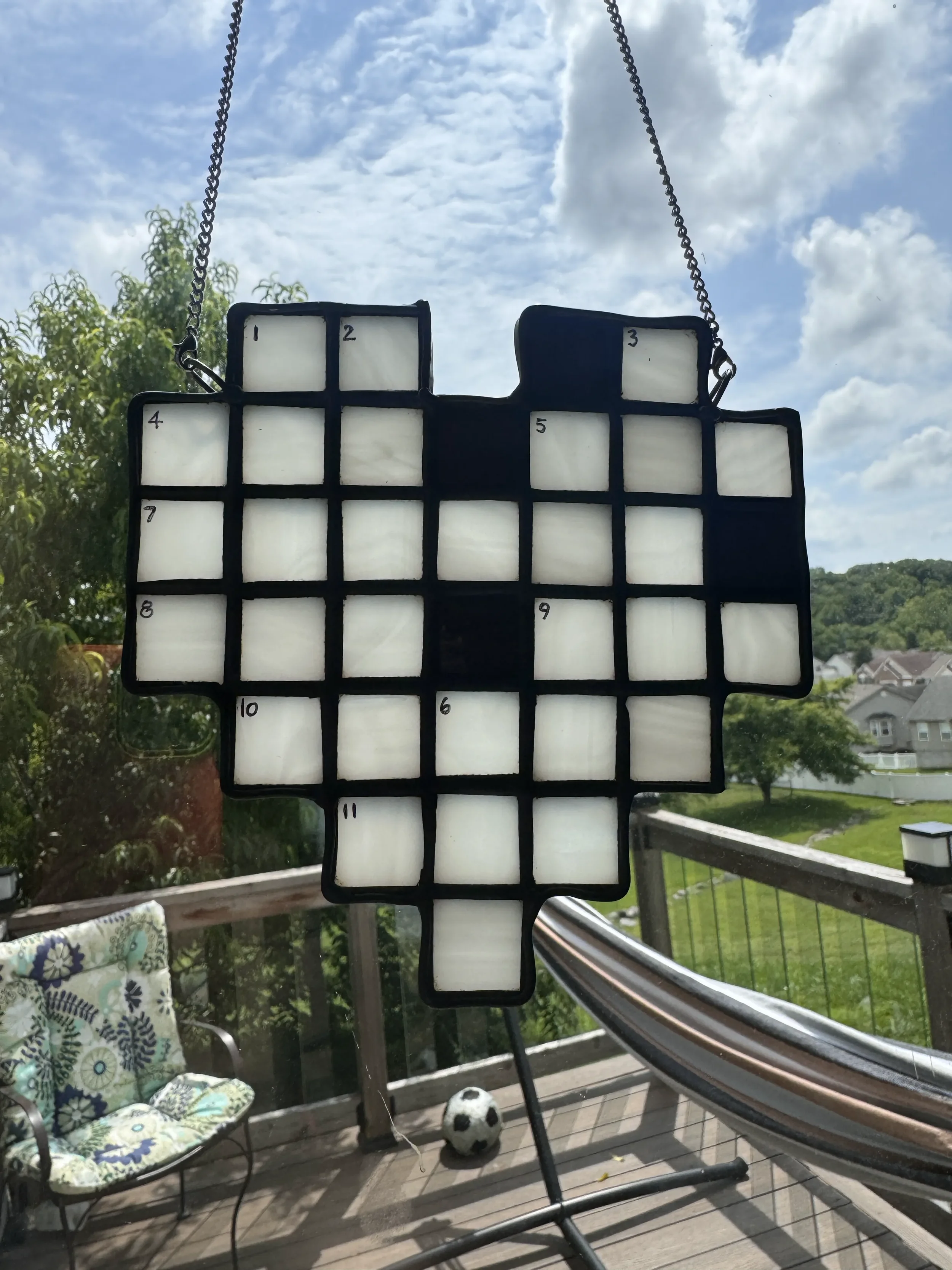 Crossword puzzle in the shape of a heart