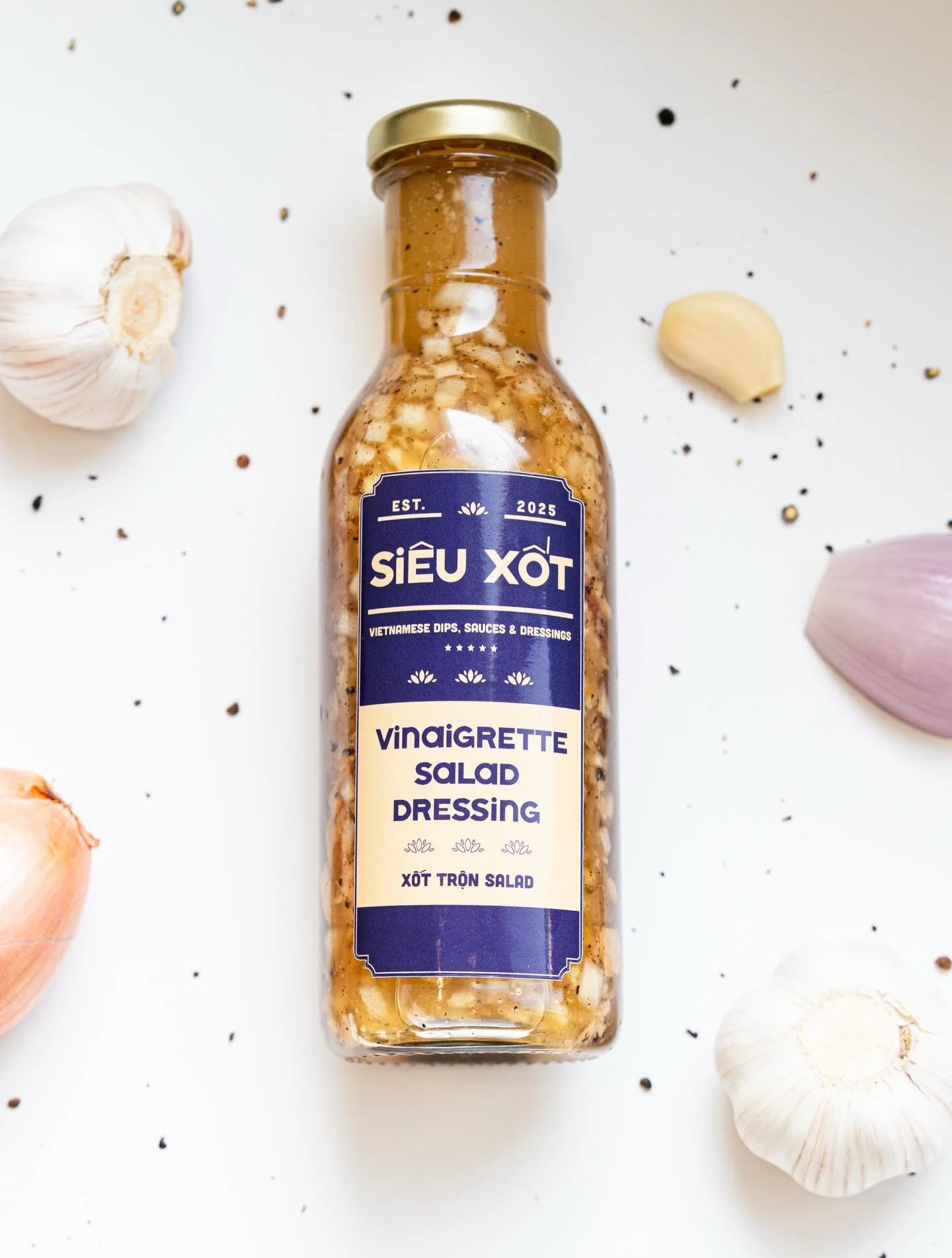 Brighten up your bowl with our Vinaigrette Salad Dressing 🥗✨

The perfect balance of sweet, savory, and citrusy goodness 🍯🧂🍋 &mdash; designed to bring fresh, vibrant flavor to your salads and veggies. Just drizzle, toss, and enjoy a delicious, fe