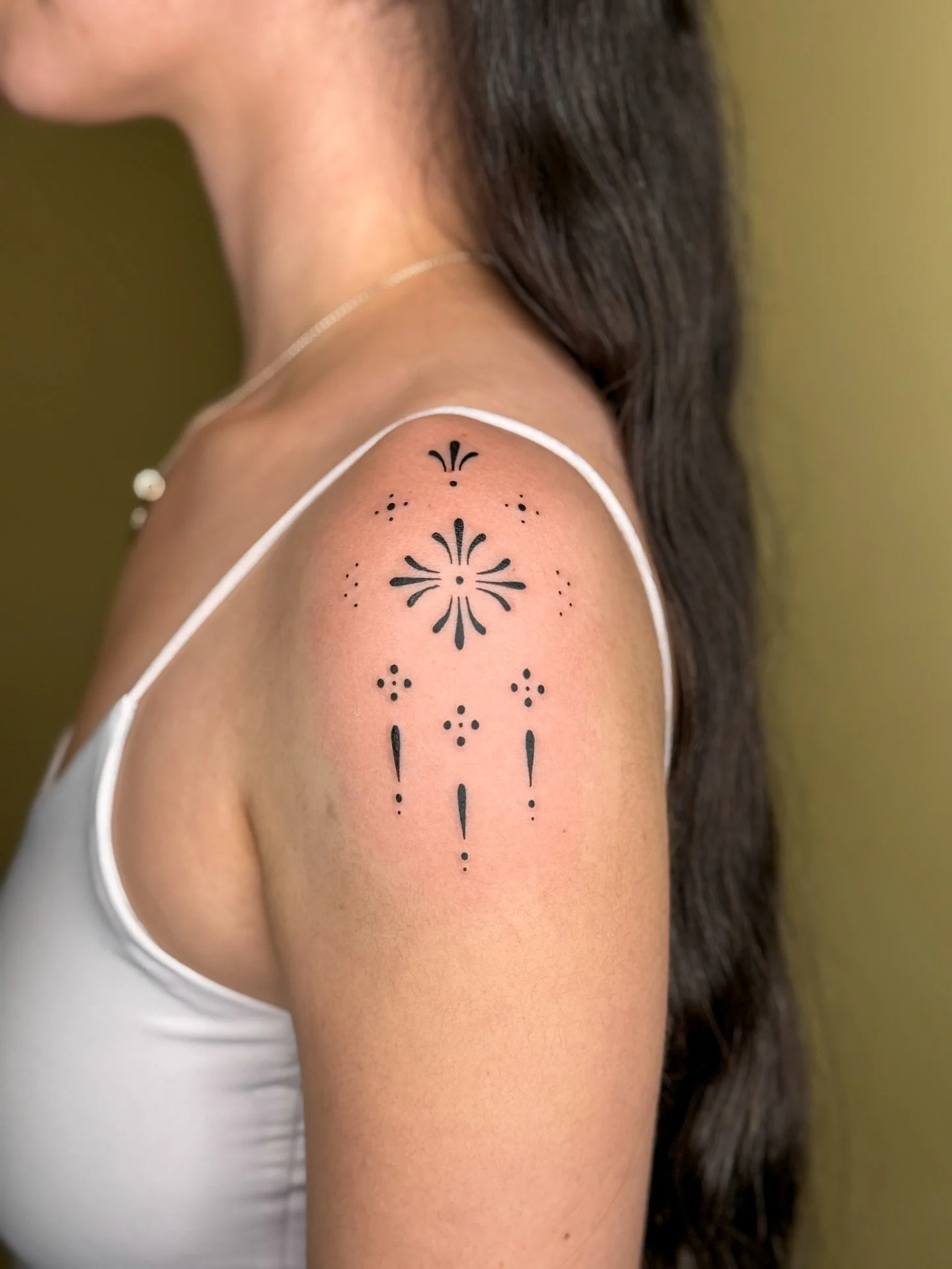 ❖ shoulder ornaments for brooke ❖