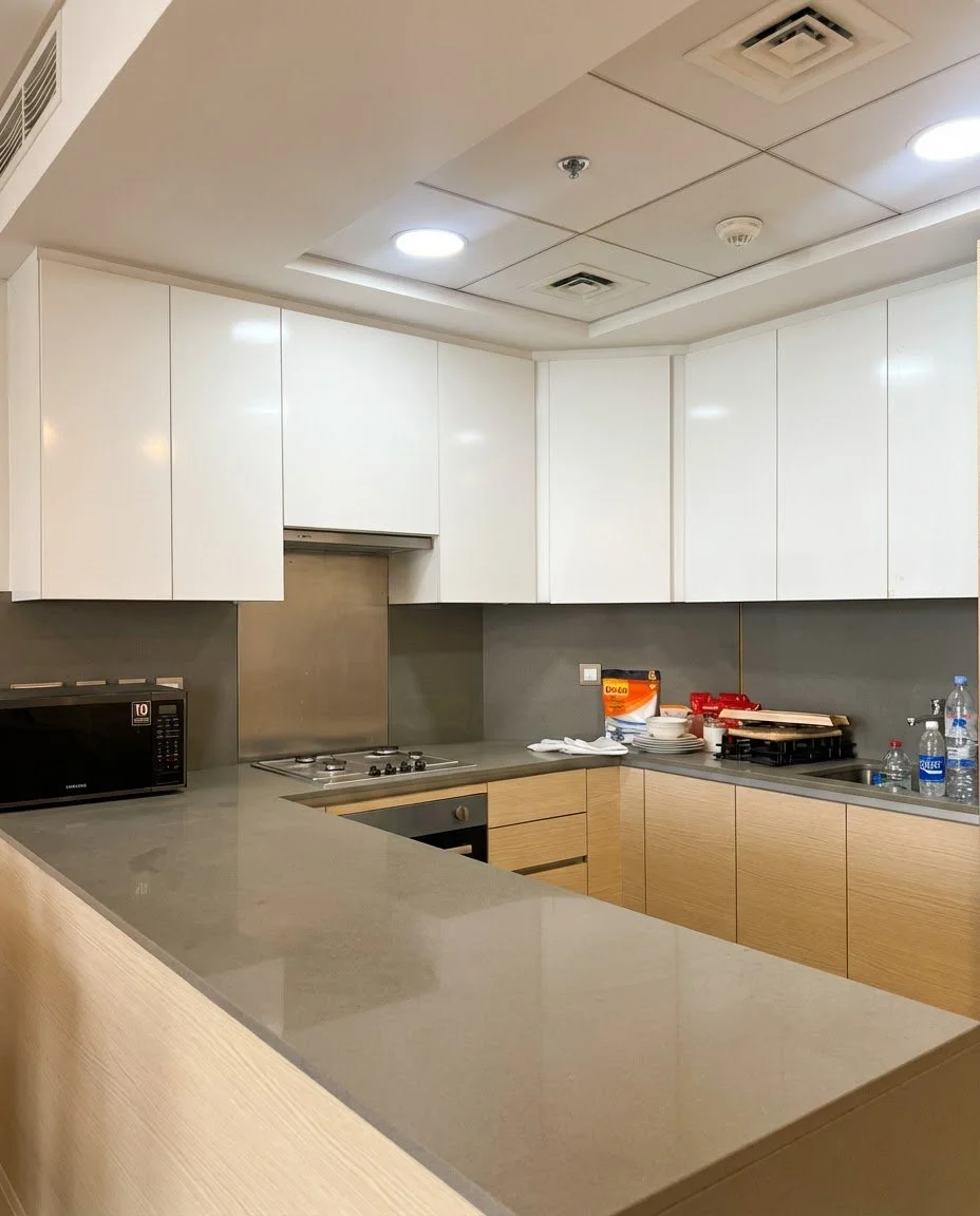 palm-jumeirah-luxury-1-bedroom-apartment-rental-dubai.jpeg