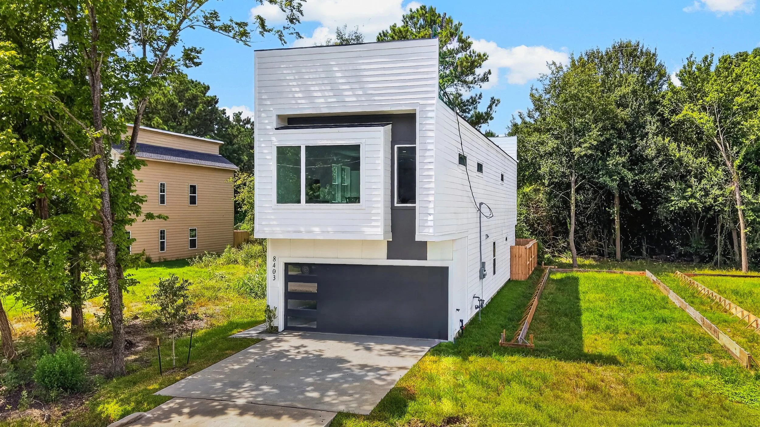 Modern Small Home in Houston, TX
