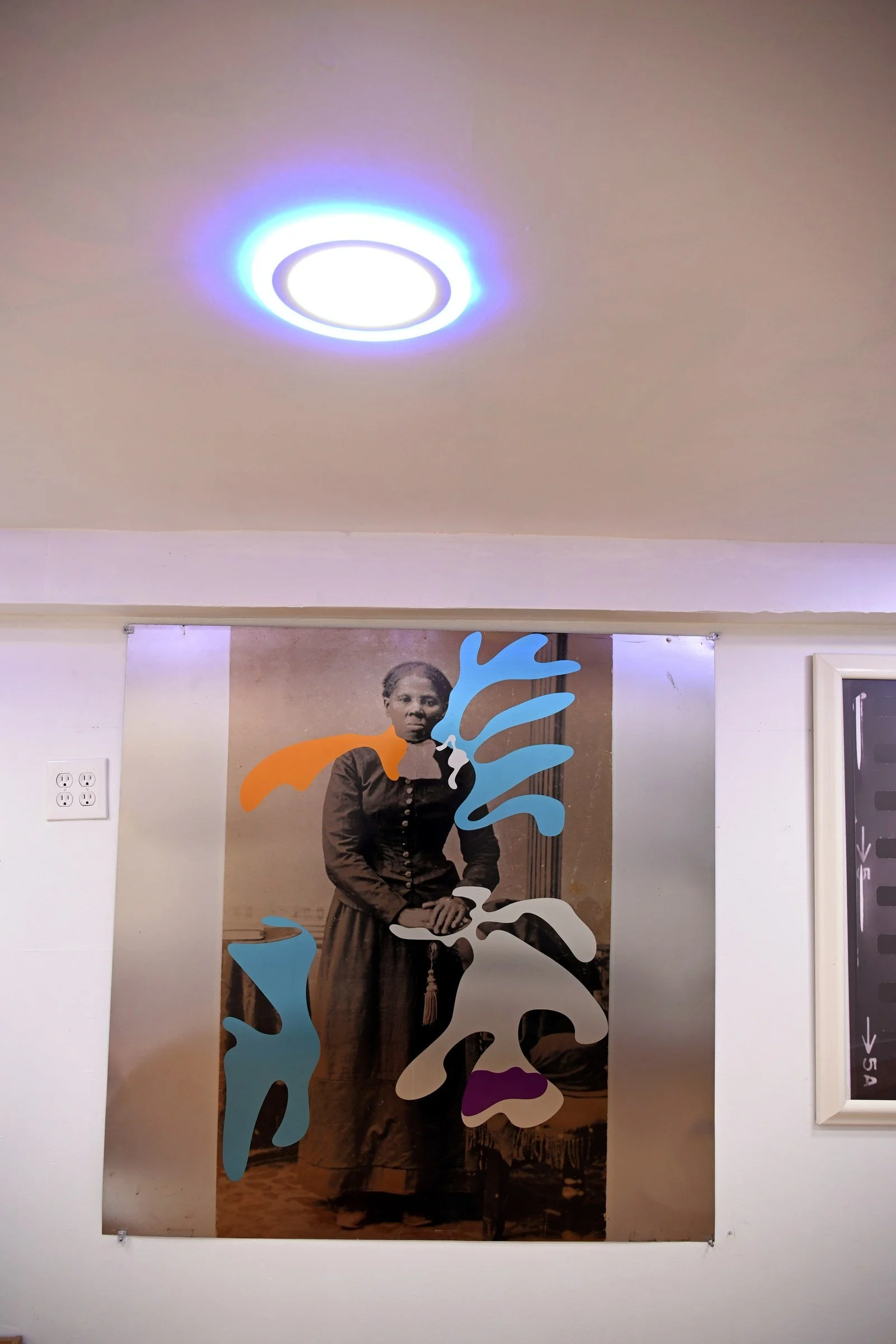 12-crh-installation-tall-mural.jpg