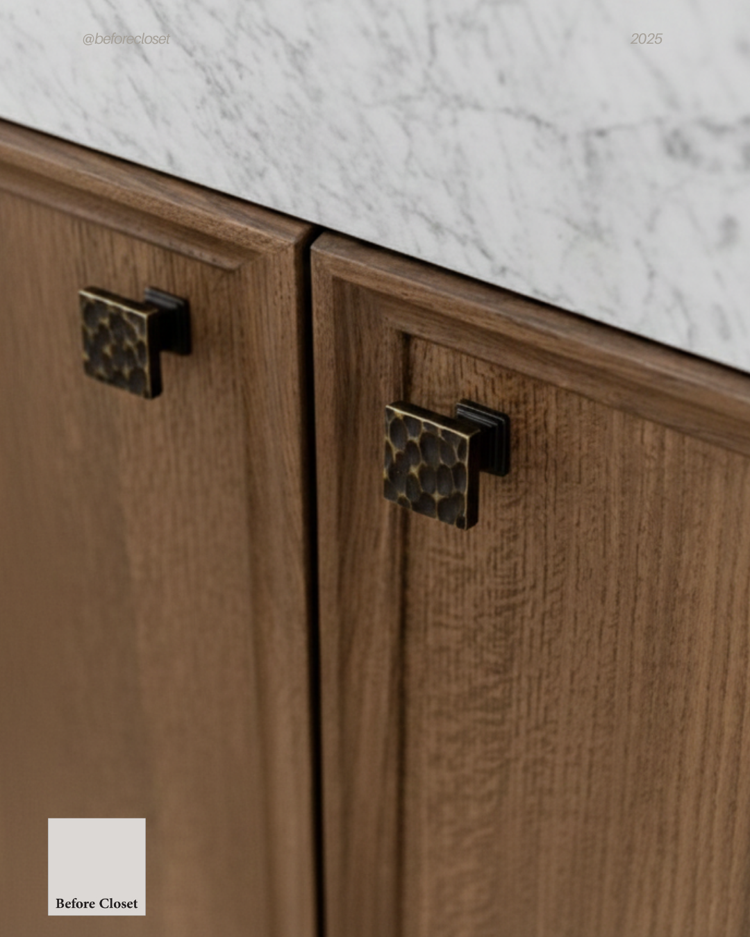 2173-2 – มือจับตู้ Terra Bar (Solid Brass Hammered Texture)