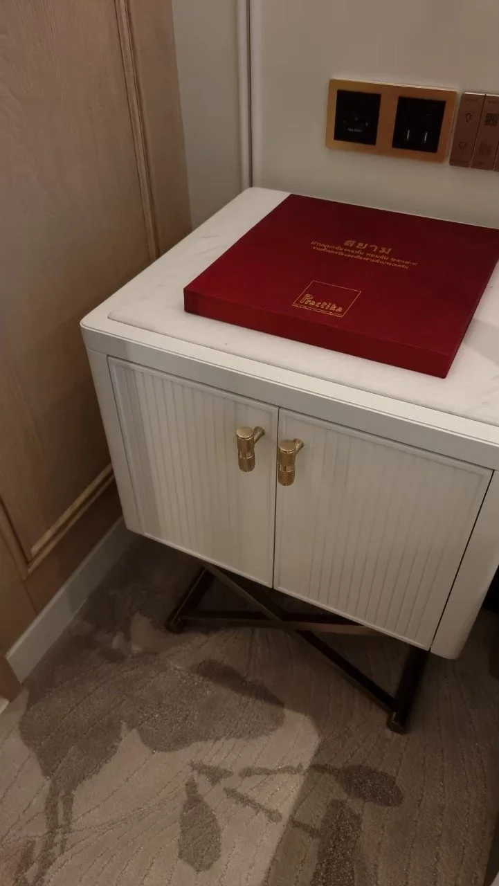 LINE_ALBUM_note custom ritz carlton_250224_21.jpg