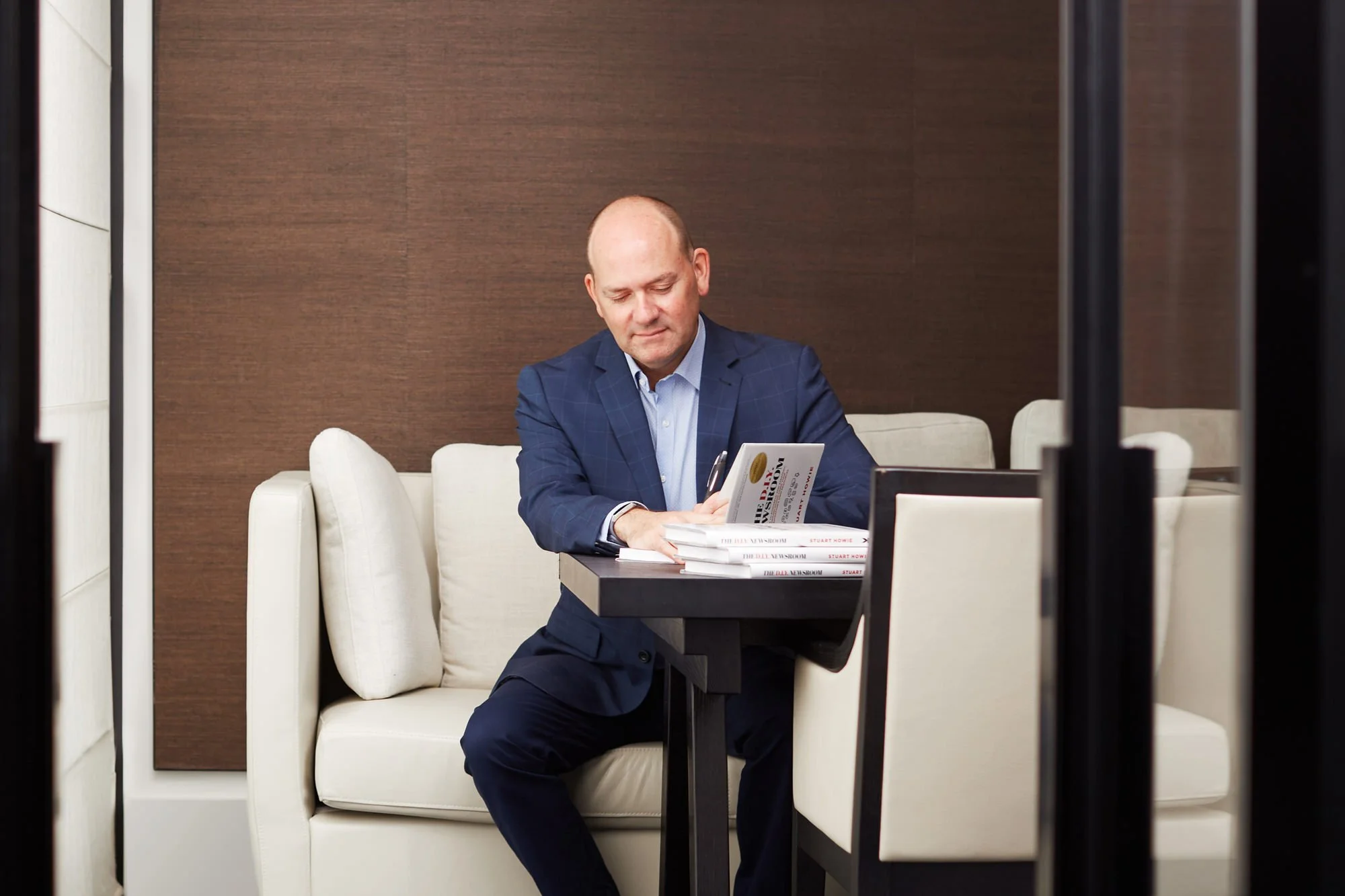 Lifestyle Portraits and Headshots23.jpg