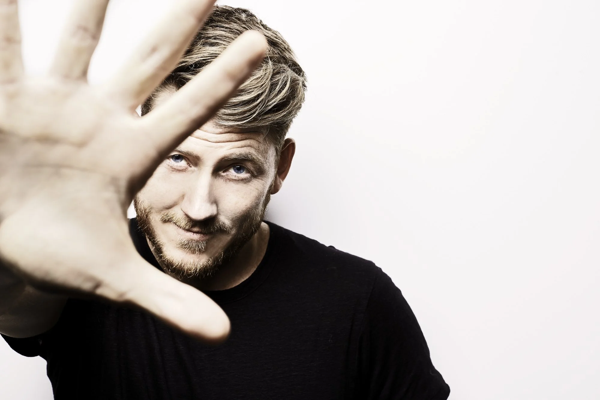 Creative & Edgy Portraits and Headshots09.jpg