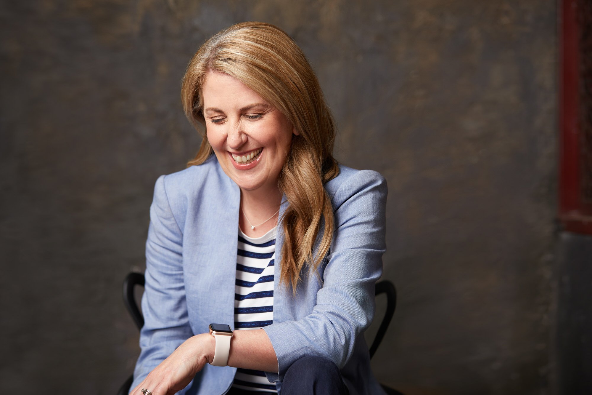 Fun and Energy Portraits and Headshots09.jpg