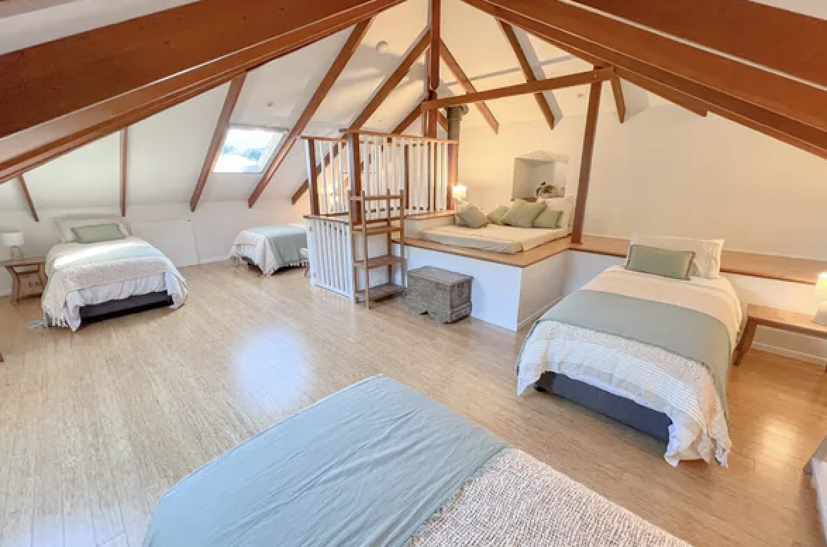 Loft Guest Room #6 (4 x King Singles)