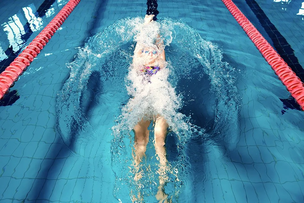 6 Instant Tips to Help You Float on Your Back