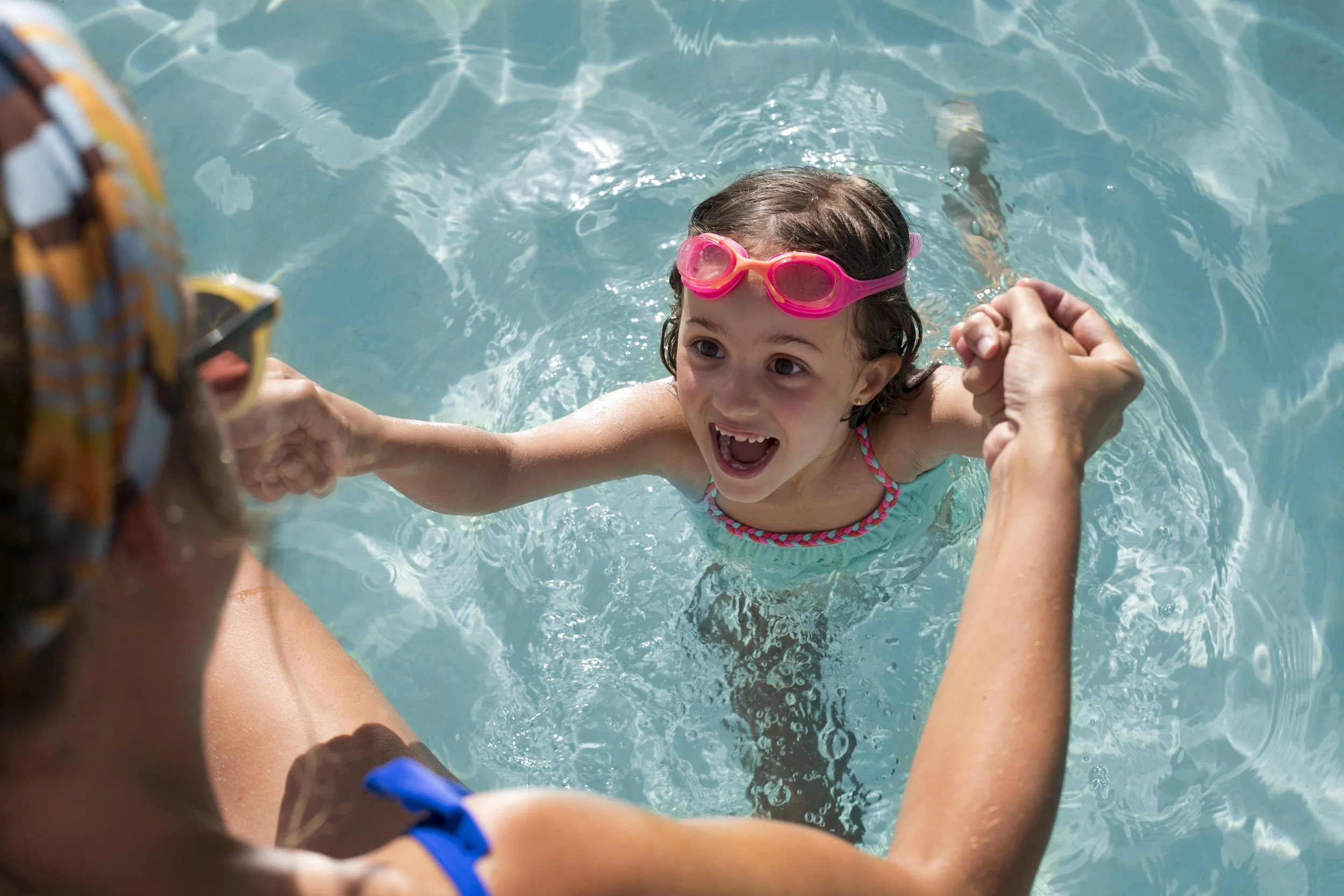 How School of little swimmers is different