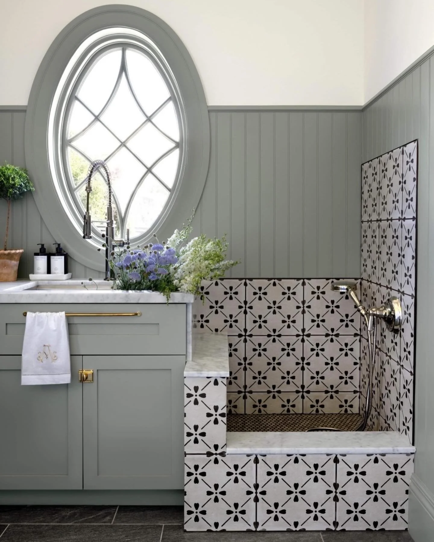 The Design Process: all our projects go through the interior design stage prior to any building works.  And within that, we have a very structured process that lays the foundations for what will inevitably become a beautiful family home.
⠀⠀⠀⠀⠀⠀⠀⠀⠀
Ph