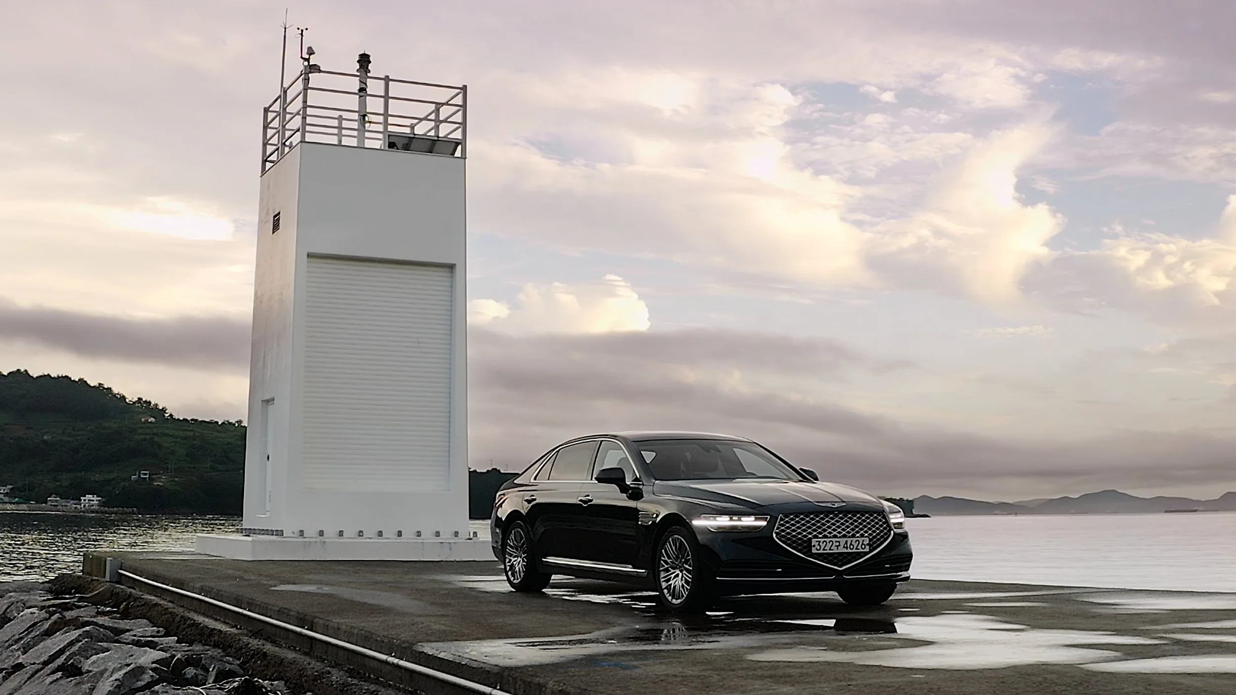 Genesis G90 Stardust