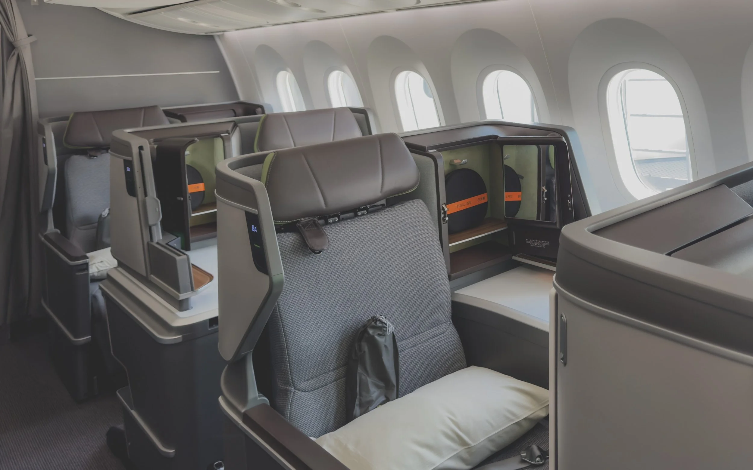 Flight Review: Eva Air 787-10 Business Class Review (KIX to TPE)