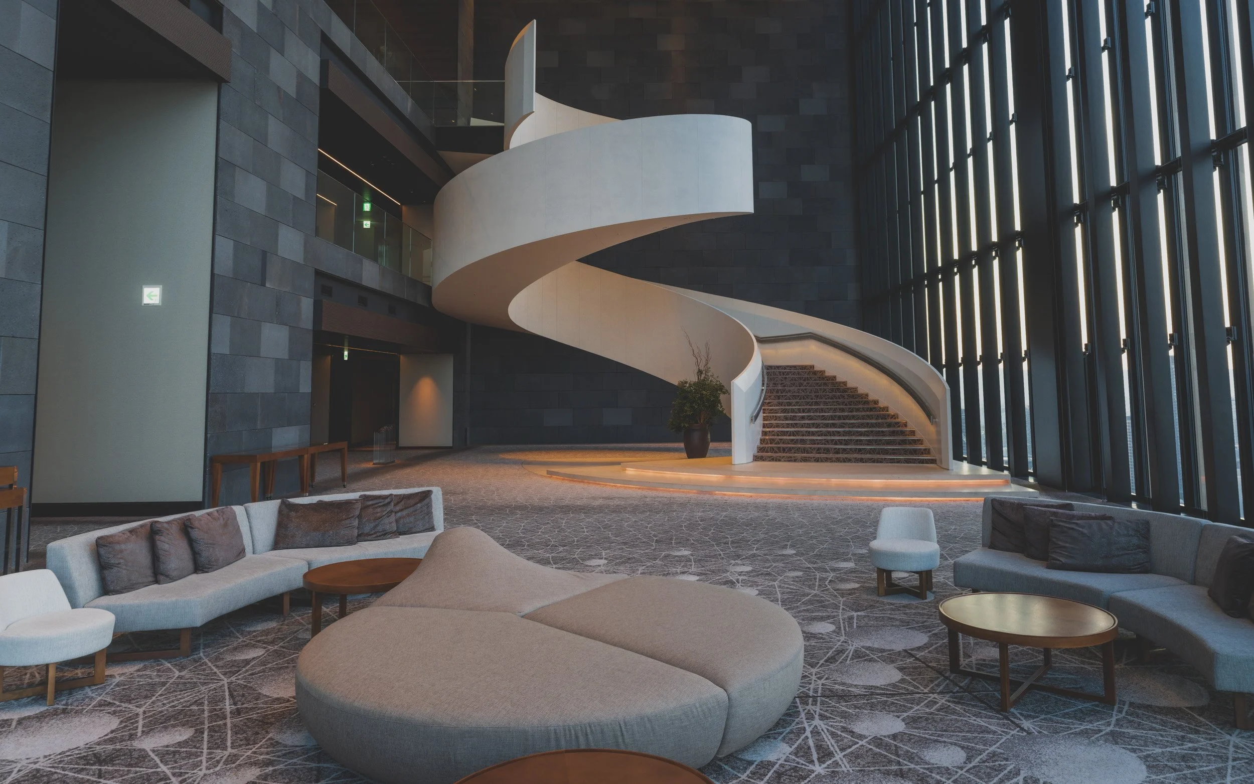 Hotel Review: Conrad Osaka | King Executive Corner Suite