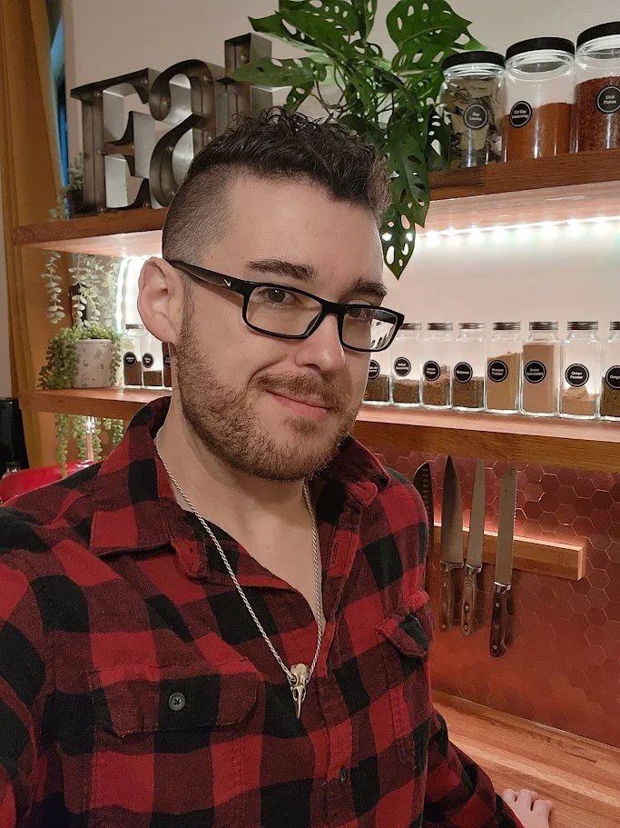 Justin Apple - Owner of Honey Apple Creations