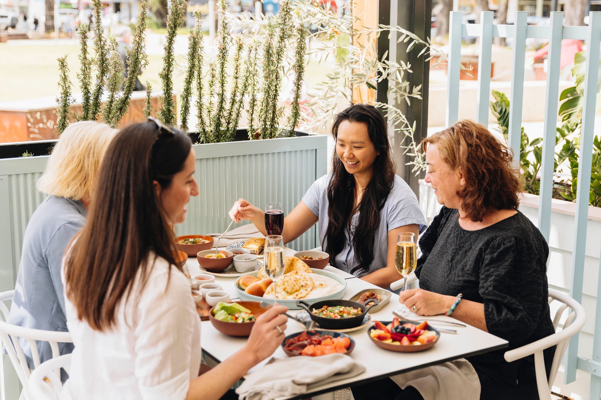 INARA PAIR'D BRUNCH with diners Credit Luke Latty-5686.jpg