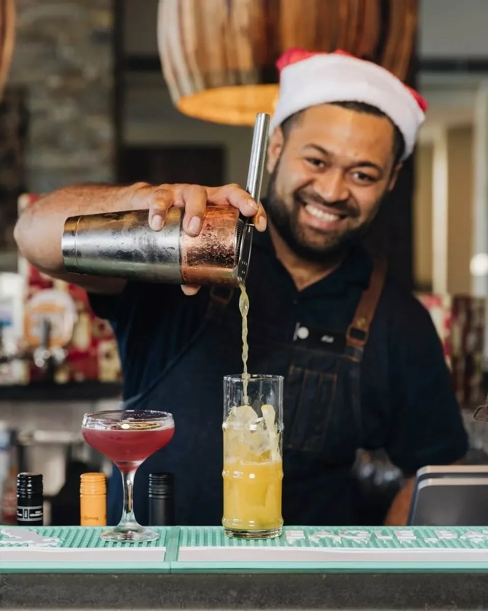 🍹Celebrate in Style this December🥂
Whether you're planning a sophisticated gathering for clients, a vibrant ocean-view BBQ, a destination event your team won't stop talking about, or a private party at The Other Side of the Moon overlooking Geograp