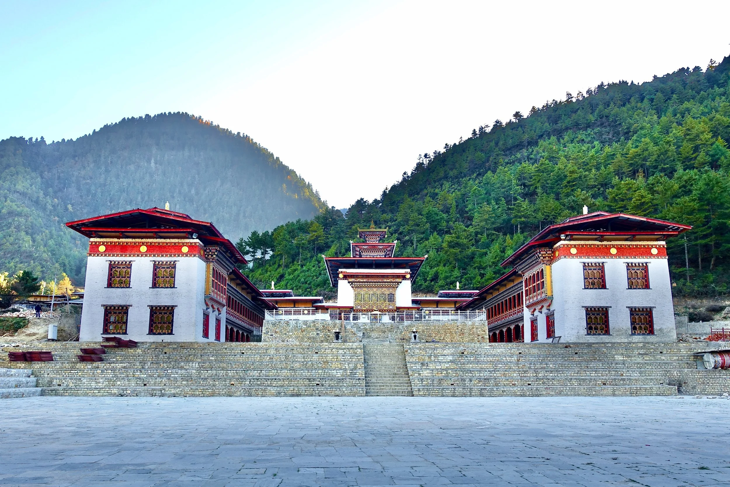 Lhakhang Karpo