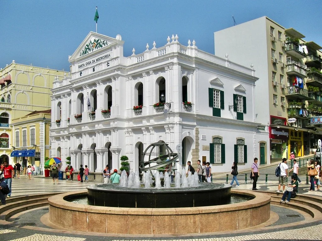 Senado Square and Holy House
