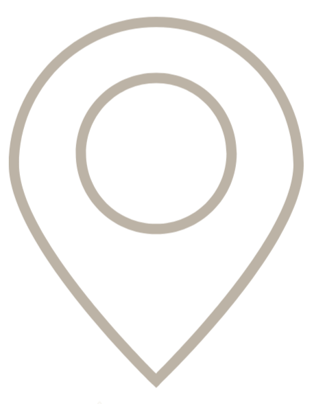 Ein schwarzes Karten- oder Standortsymbol mit einem grauen runden Markierungspfeil in der Mitte.