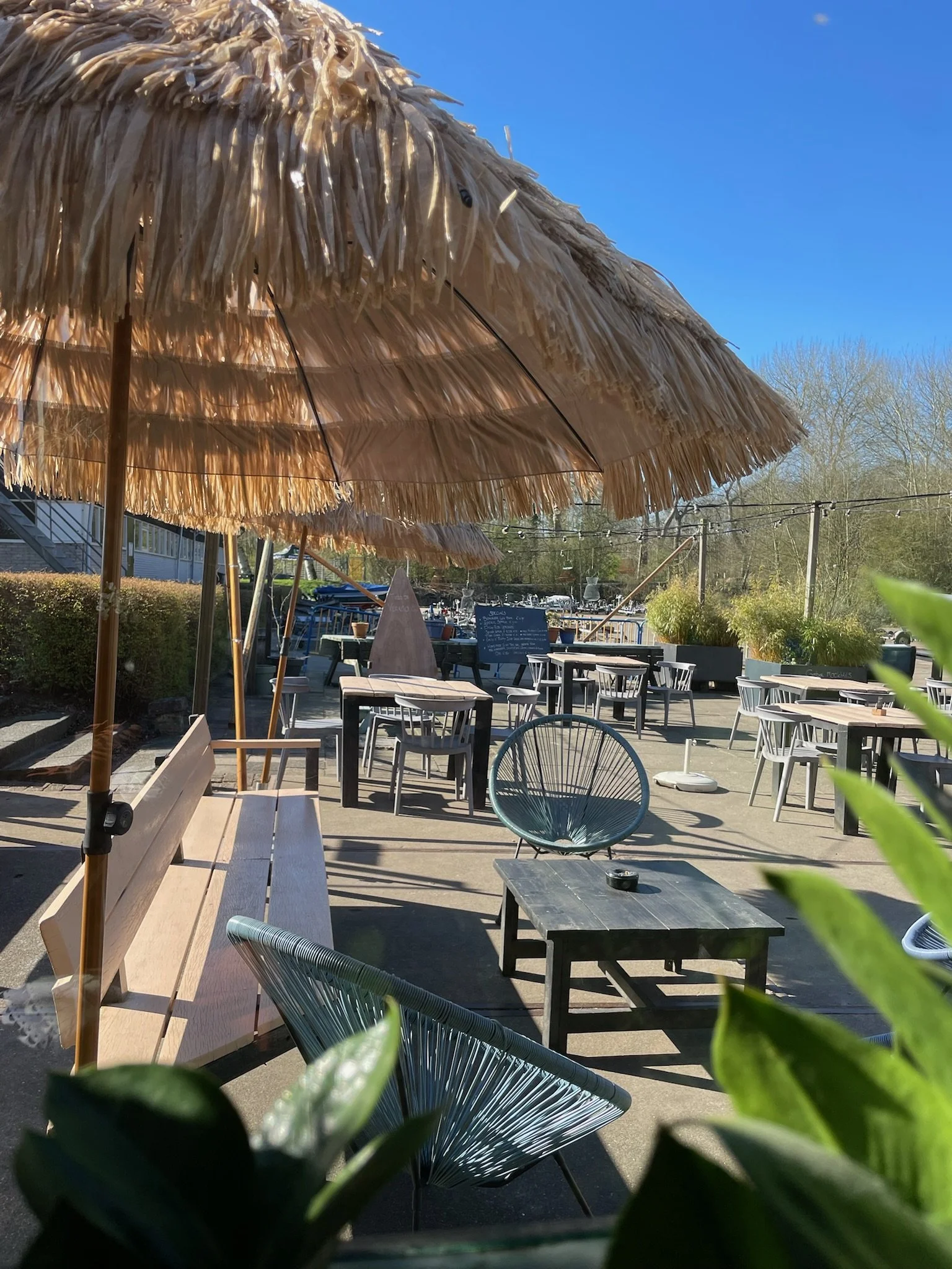 Zomer terras, tiki parasol