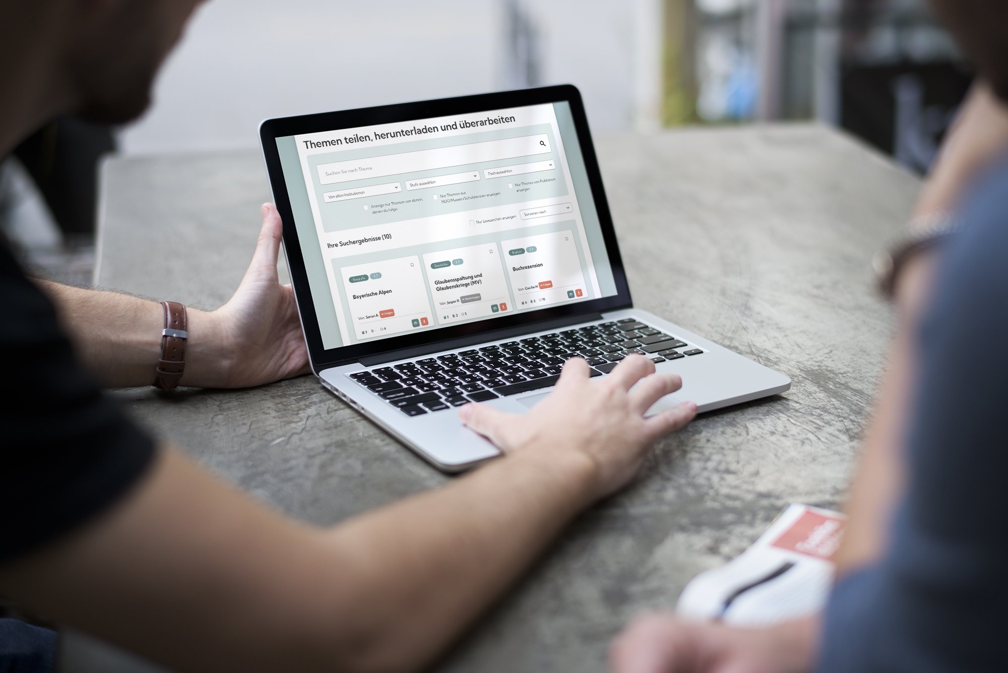 Wissensaustausch und Zusammenarbeit mit Meebook
