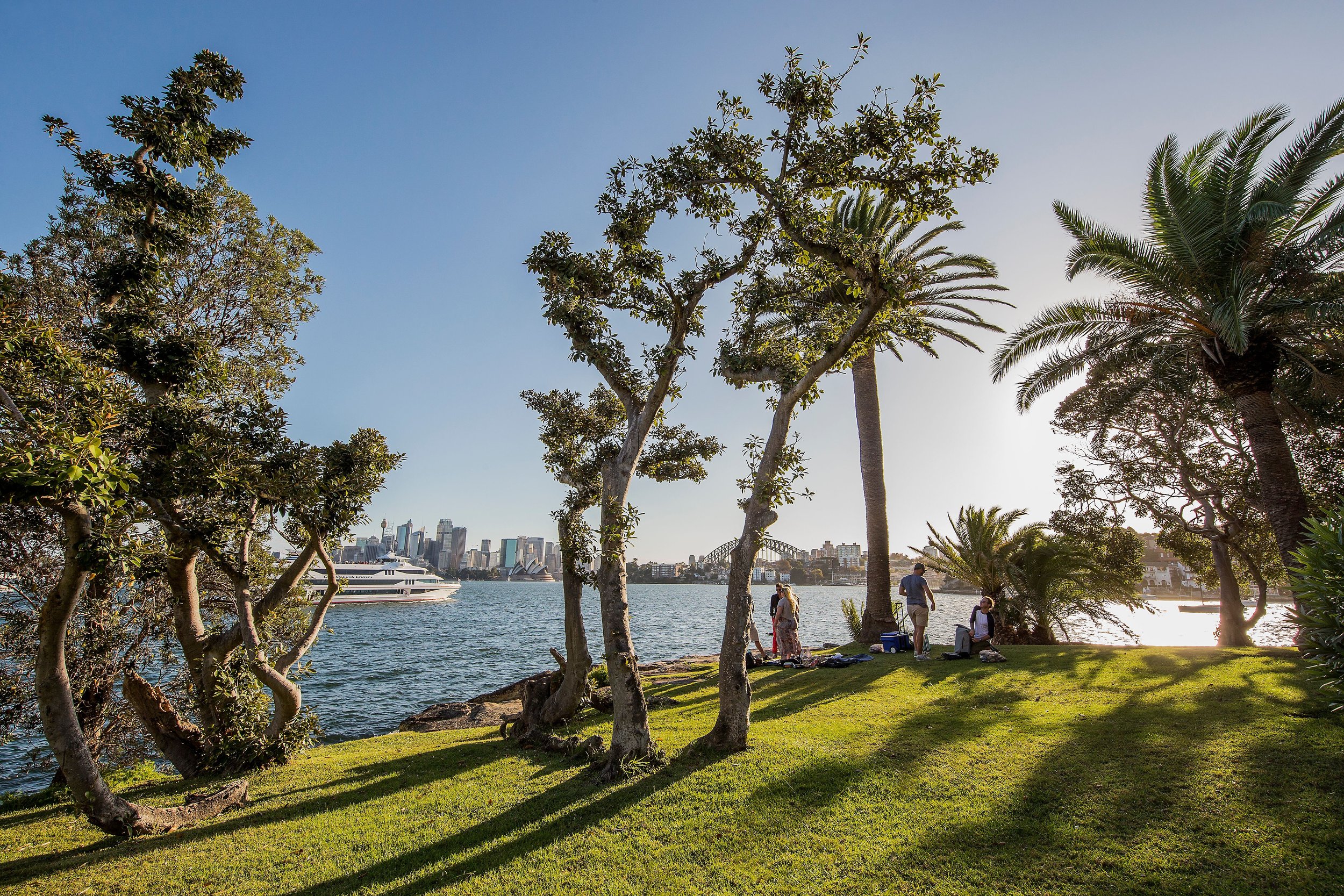 One of the best things to do in Mosman, North Shore, Sydney is visit, walk around and enjoy the views at Georges Head