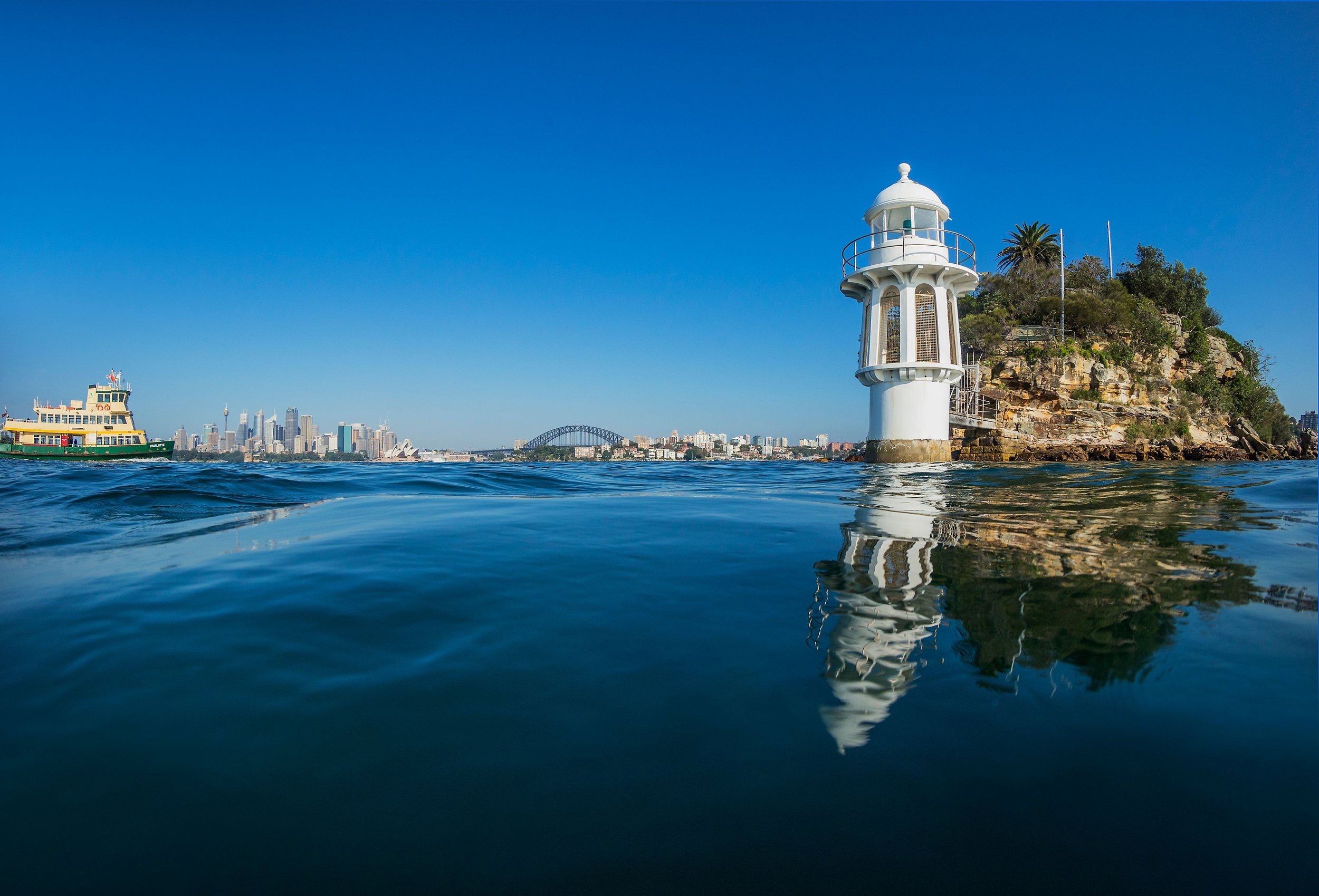 One of the best things to do in Mosman, North Shore, Sydney is walking and exploring Bradleys Head