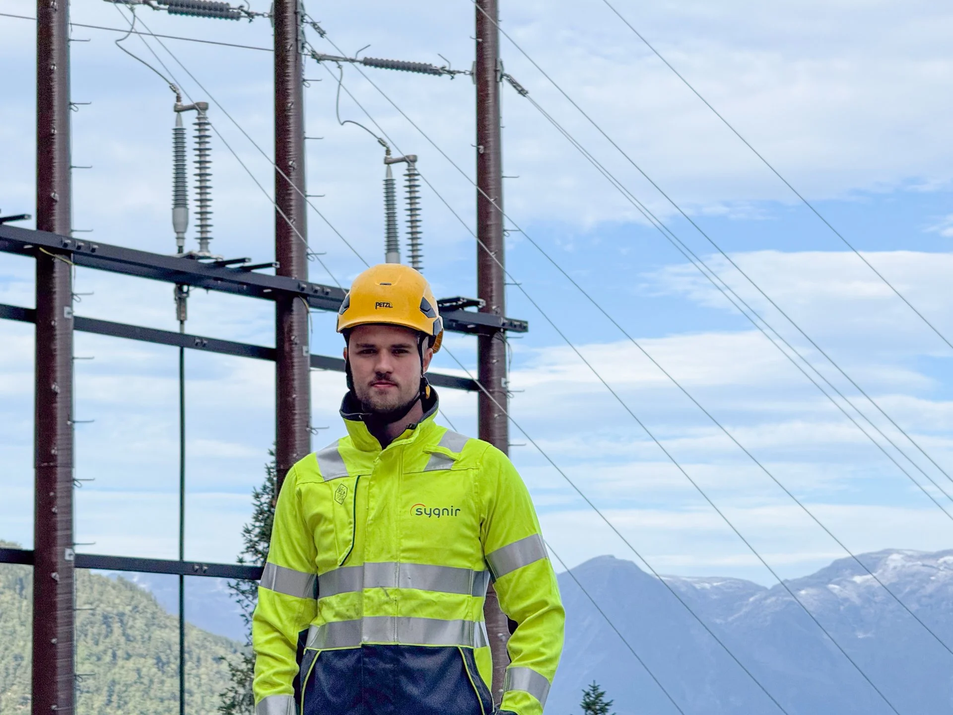 Spenningssette 132 Kv-linja til Feios kraftverk