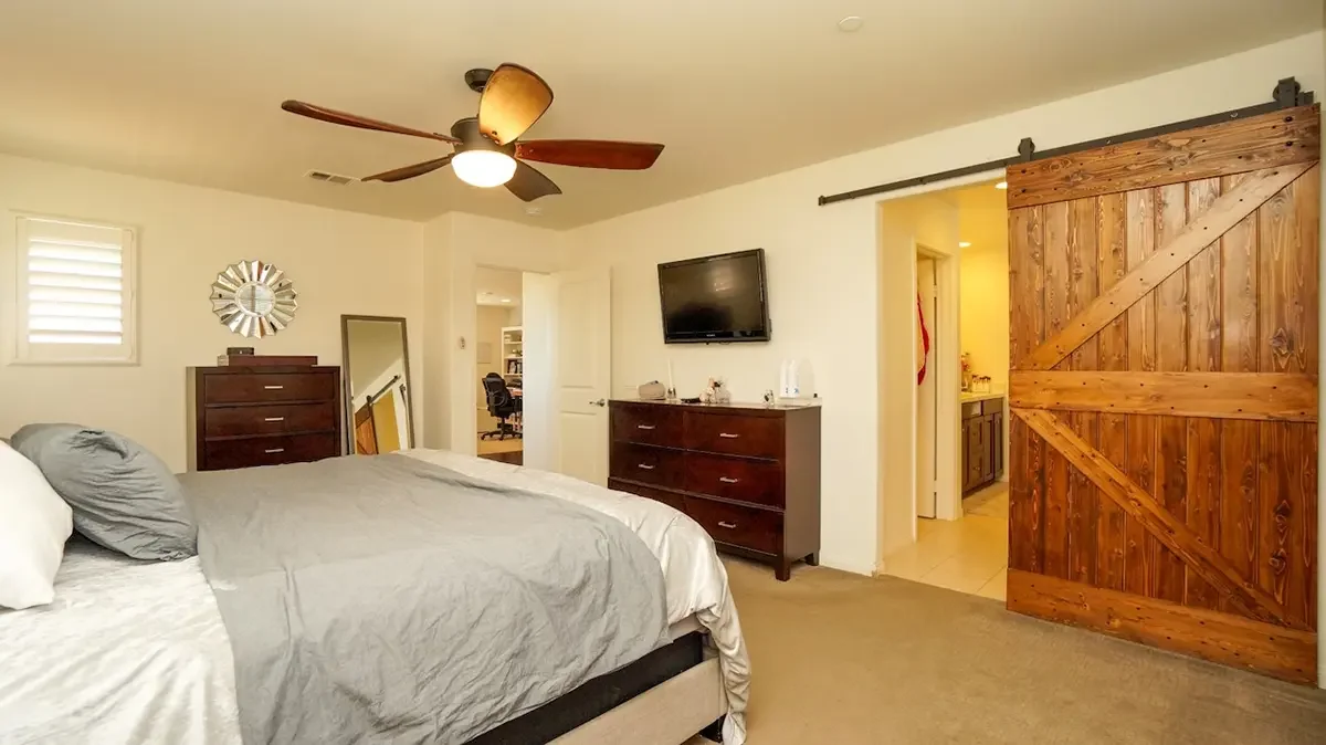 Primary bedroom of 675 Tiber River Way in Oxnard, CA.