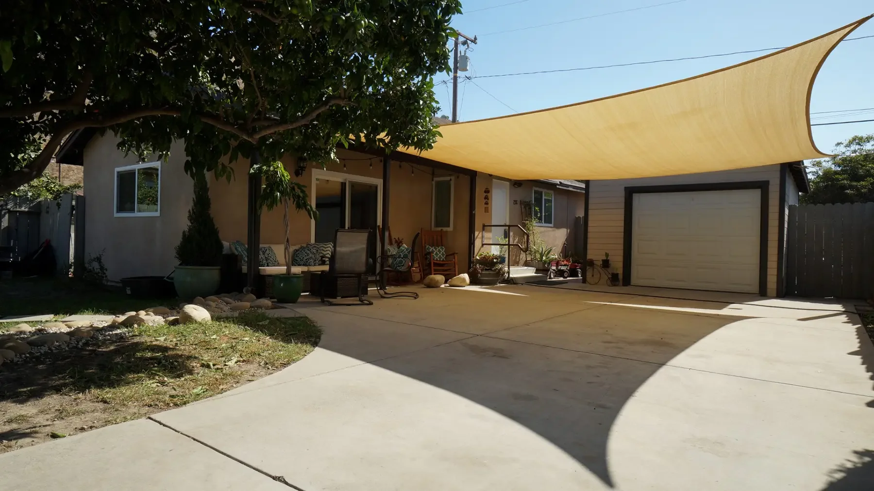 Exterior view of 236 Leighton Drive in Ventura, CA.