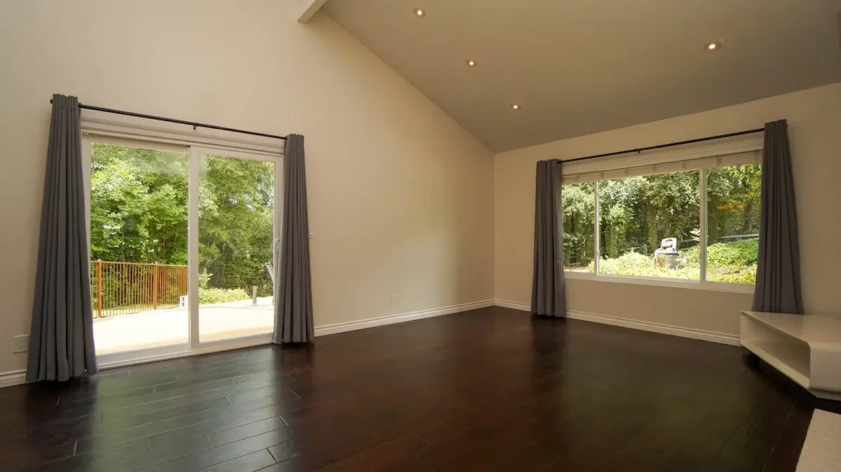 Living room of 353 Lynn Oaks Court in Thousand Oaks, CA.