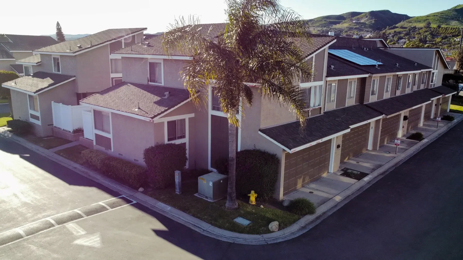Exterior view of 82 Bahia Circle in Santa Paula, CA.