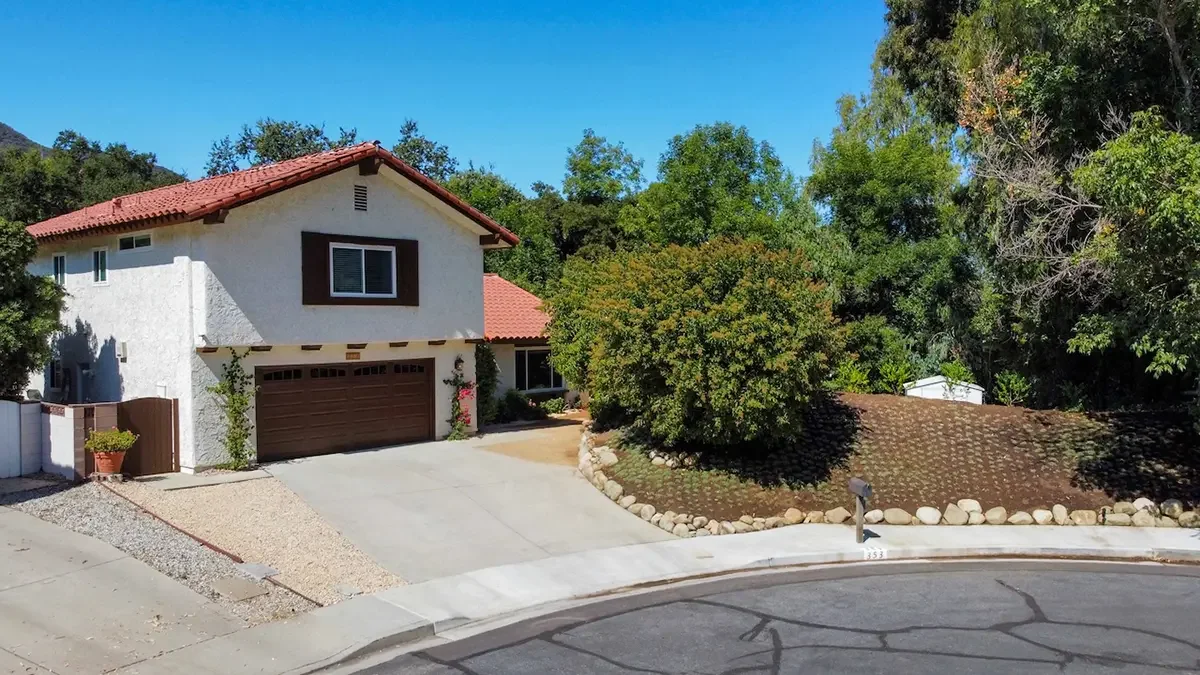 Exterior view of 353 Lynn Oaks Court in Thousand Oaks, CA.