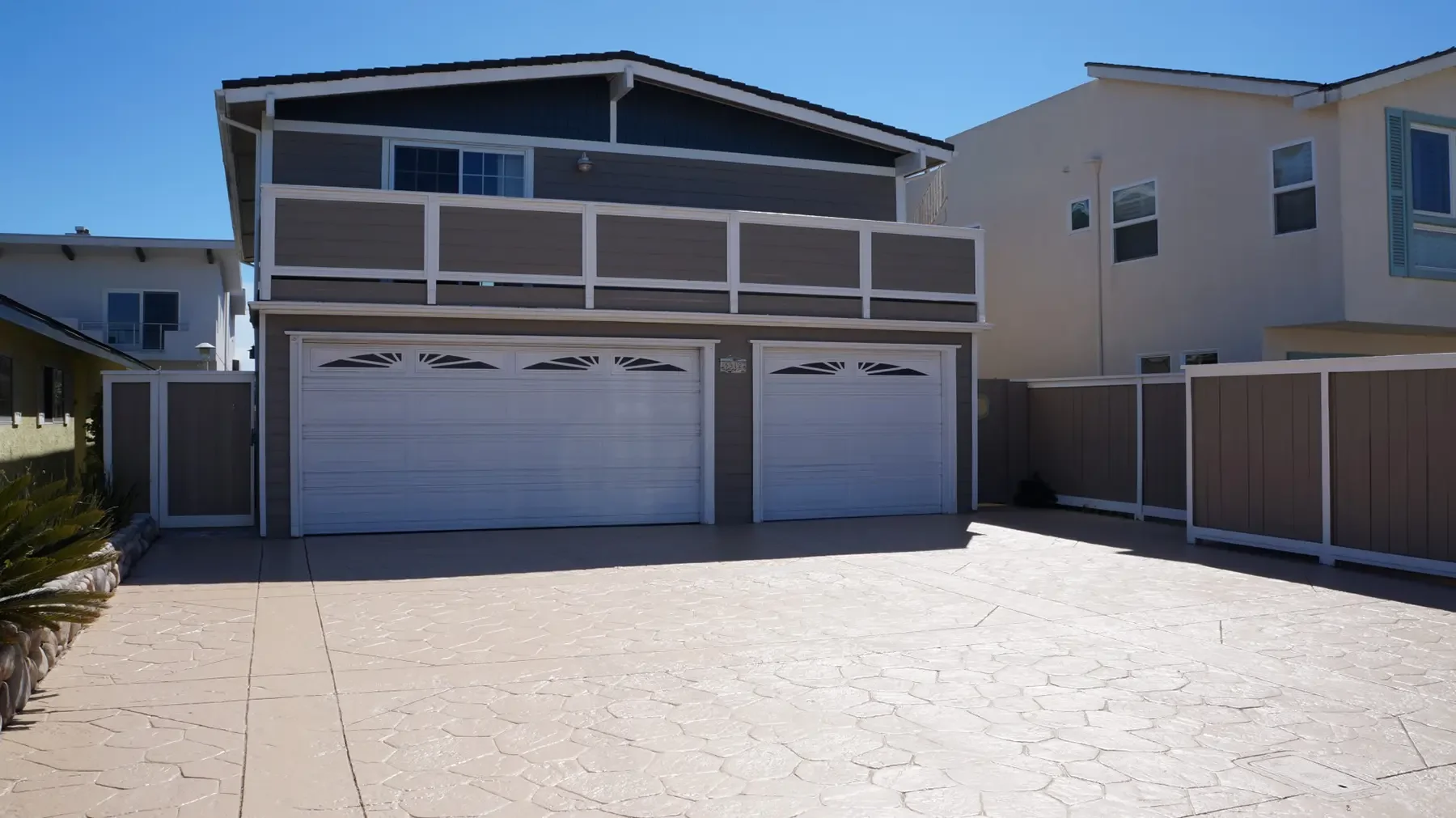 Exterior view of 5312 Reef Way in Oxnard, CA.