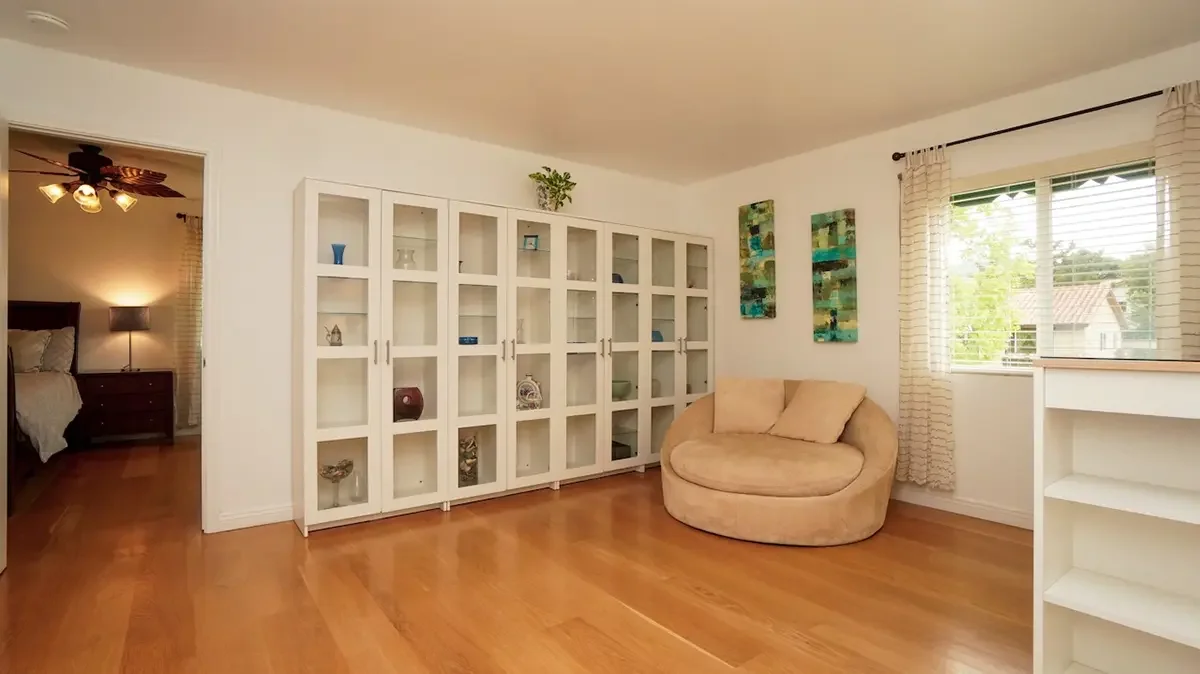Primary bedoom retreat of 304 Hickory Grove Drive in Thousand Oaks, CA.