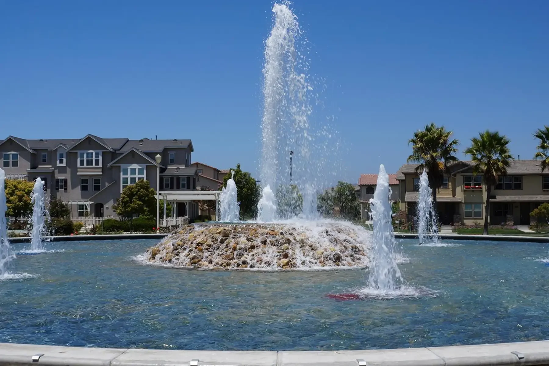A beautiful water fountain in Riverpark, Oxnard