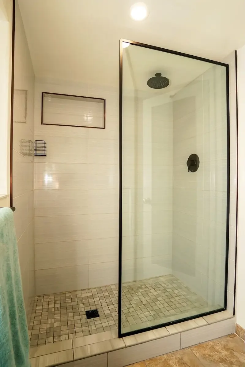 Primary bathroom walk-in shower of 304 Hickory Grove Drive in Thousand Oaks, CA.